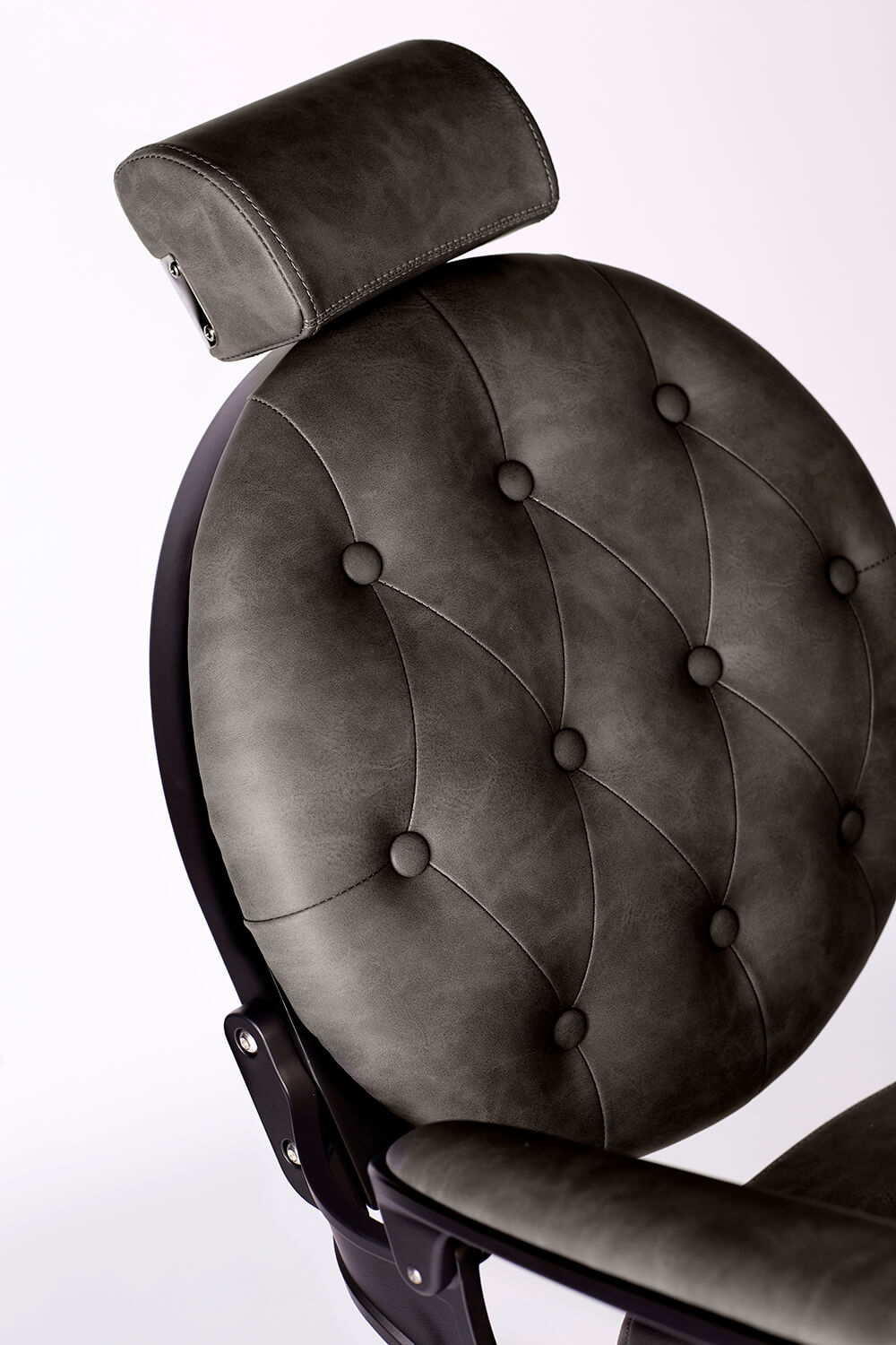 10324 Blackbird Barbers Chair Feature 2