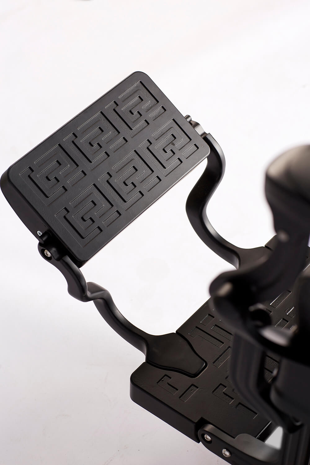 10324 Blackbird Barbers Chair Feature 3